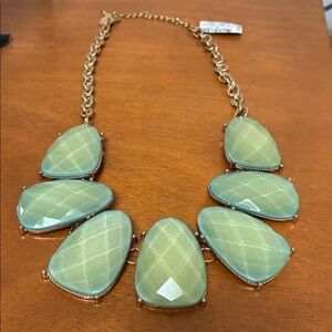 Elegant Gold and Green Statement Necklace